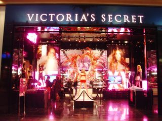 ちょっと普通じゃないVictoria's Secret。