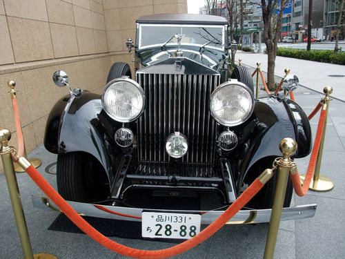 PeninsulaのRolls Royce。